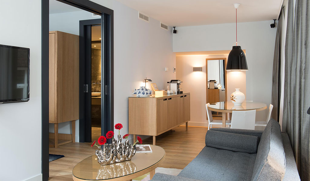 Signature City View Suite at Swissotel Amsterdam
