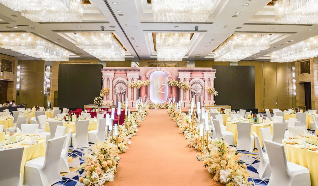 Zurich Ballroom Wedding Setup
